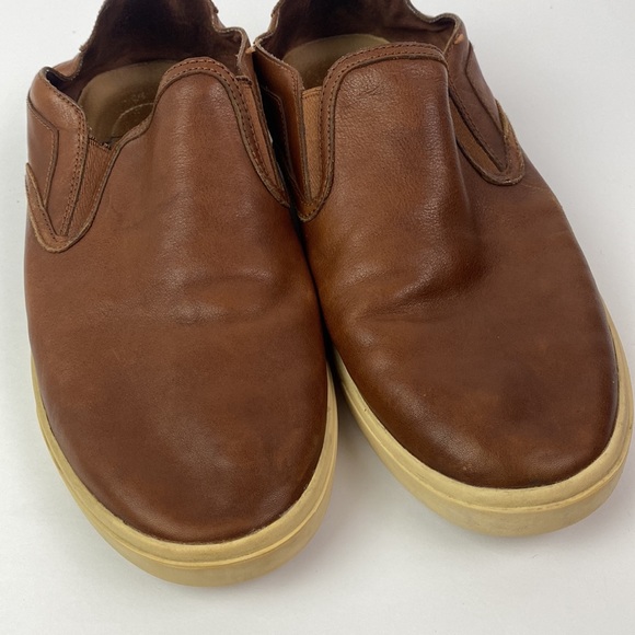 Ugg | Brown Leather Slip On Loafers Men’s 11 - Picture 4 of 10